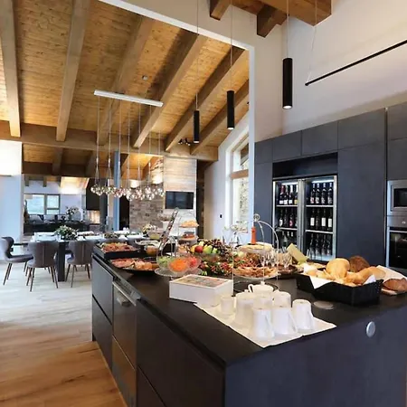 Splendid House - Up To 10 Guests Дом отдыха Брей-Червиния